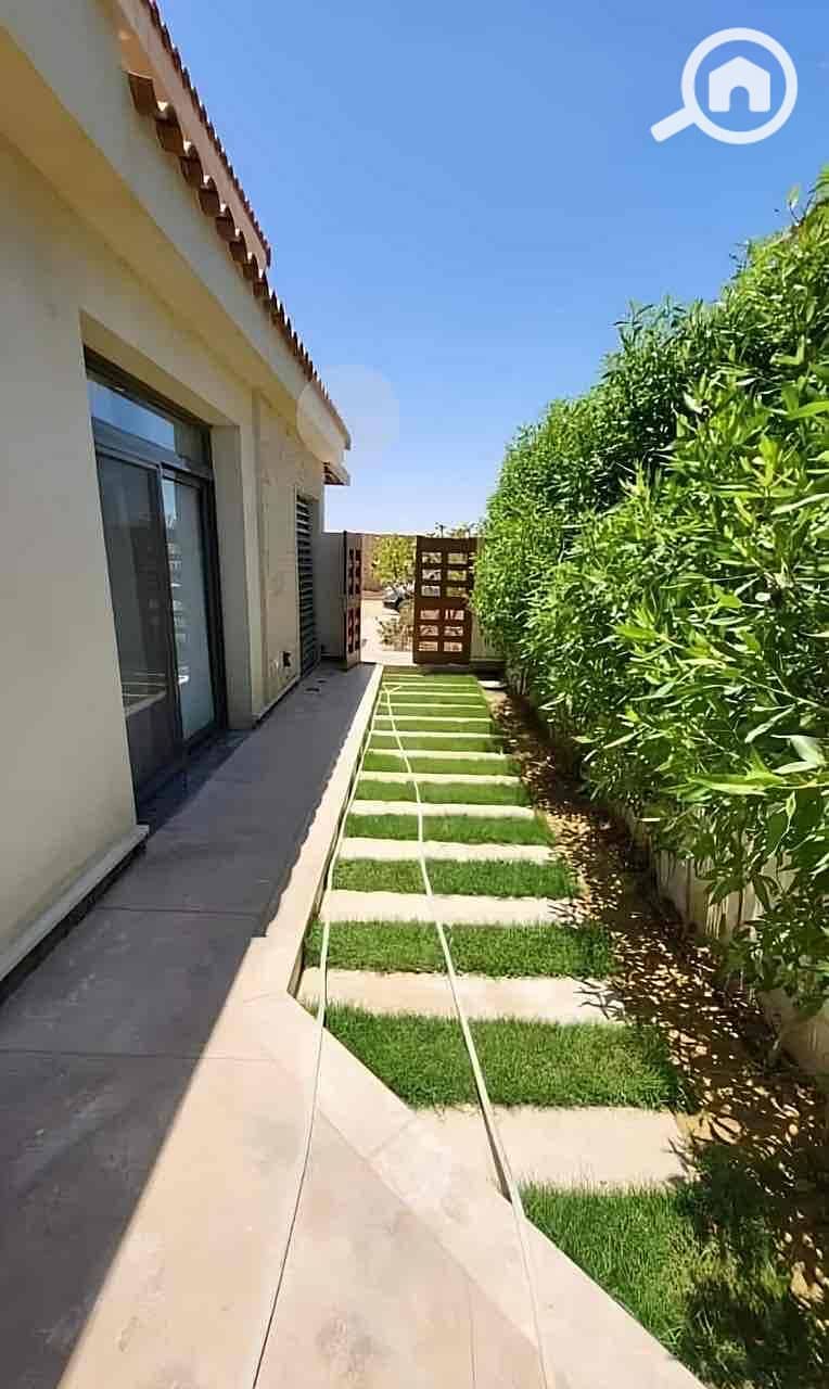 2 a0329d9b-d3c2-4488-949e-420687199ff8. jpg