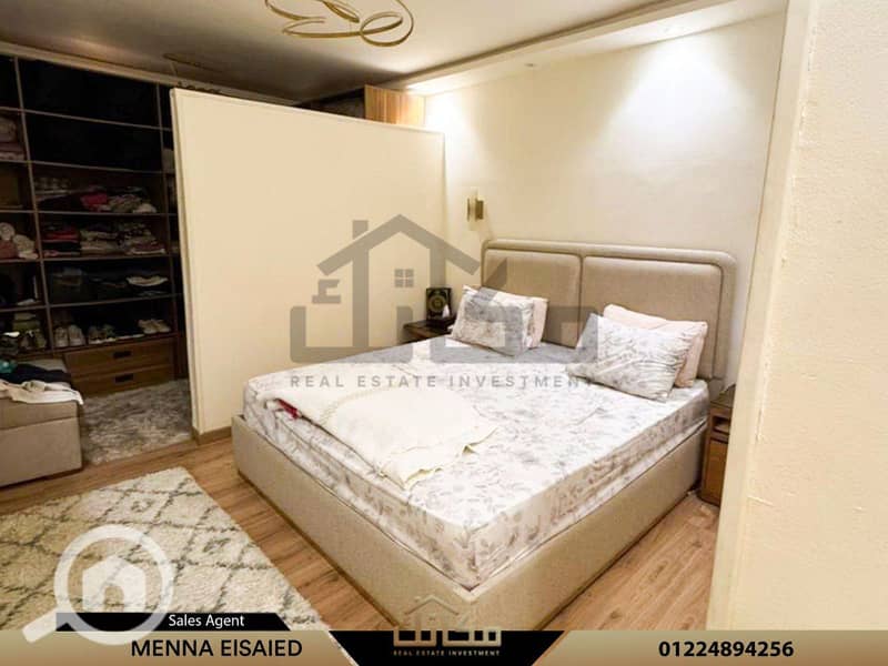 6 7eeab777-d6fe-4f36-bcb4-6dab4dfe18e9. jpg