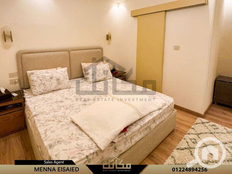 7 4c634fc6-8804-4946-a8fe-4571158a0e6a. jpg