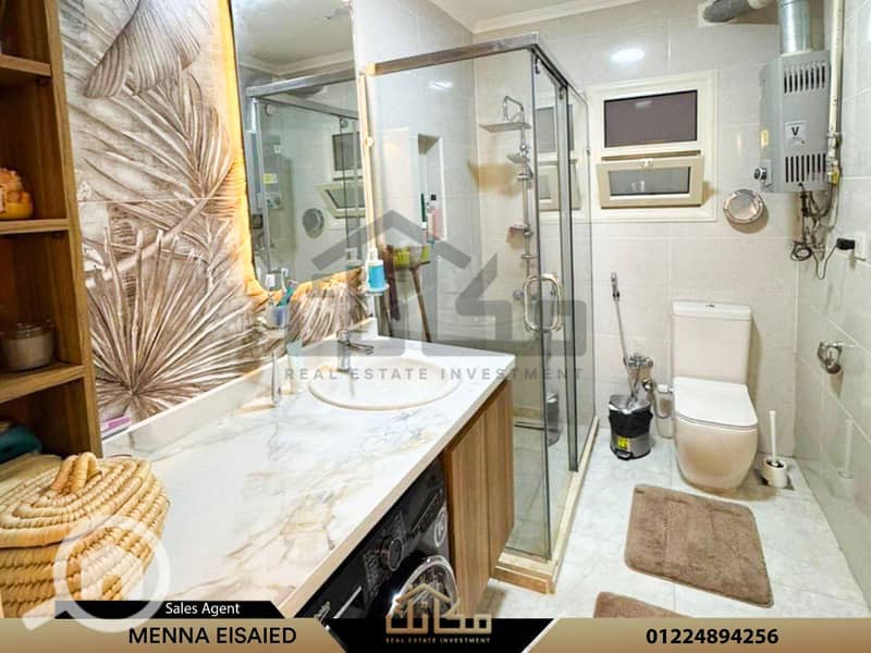 11 21bf12a4-12ff-43b8-be28-c64487834ecf. jpg