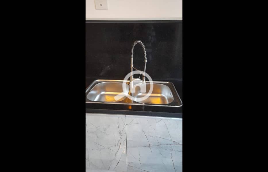 12 WhatsApp Image 2025-05-02 at 13.49. 19_efb16a6b. jpg