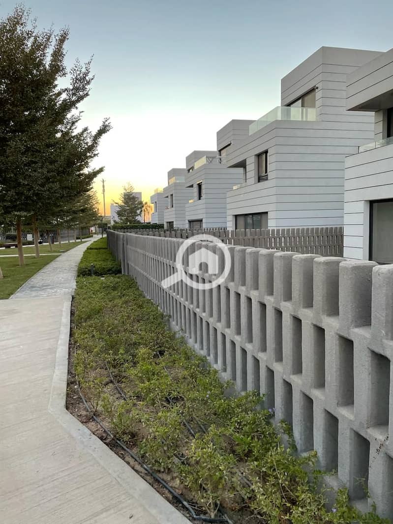 11 WhatsApp Image 2024-12-16 at 16.37. 36. jpeg