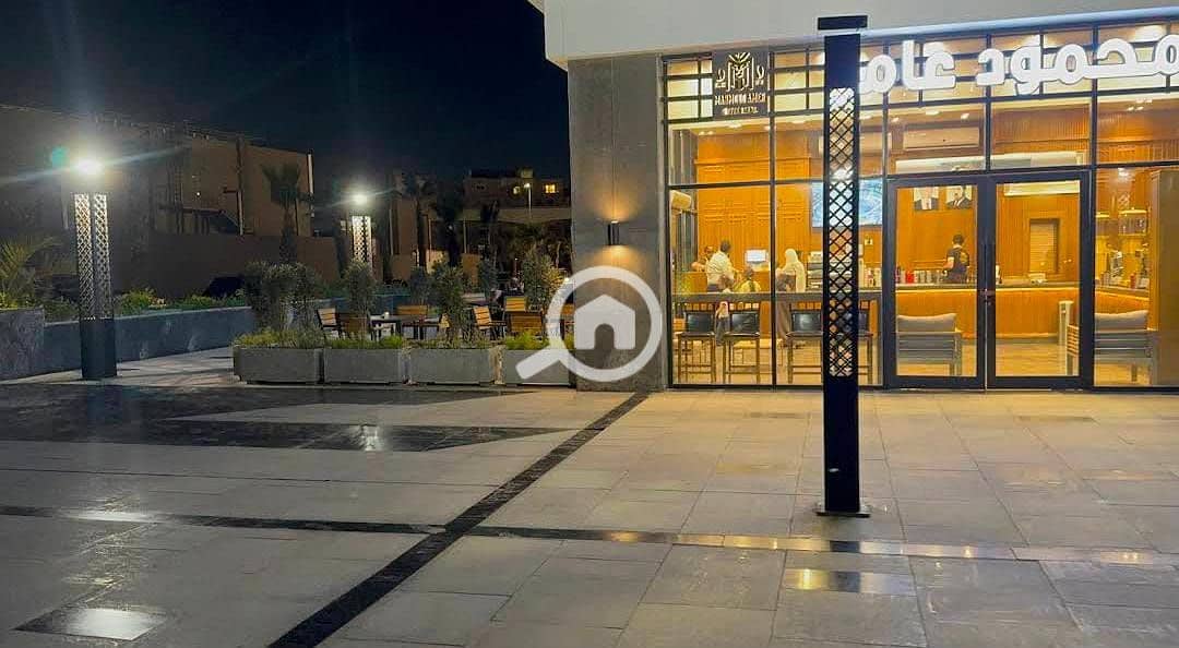 2 a6e64d1e-65a5-44c1-b09d-74dae67b0e47. jpg