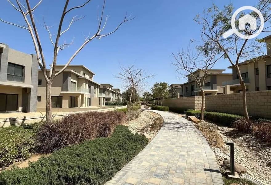 7 7832746-c0442o. jpg