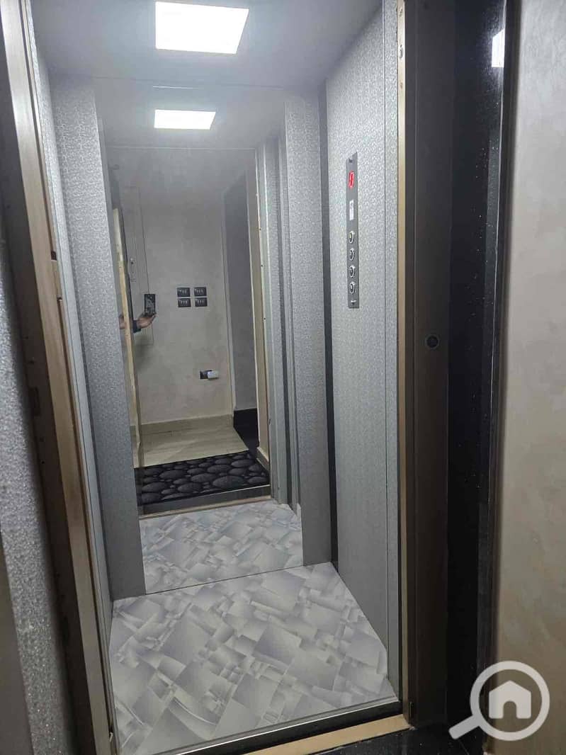 9 f4521411-d1f9-4a44-a04a-c955e7e555aa. jpg