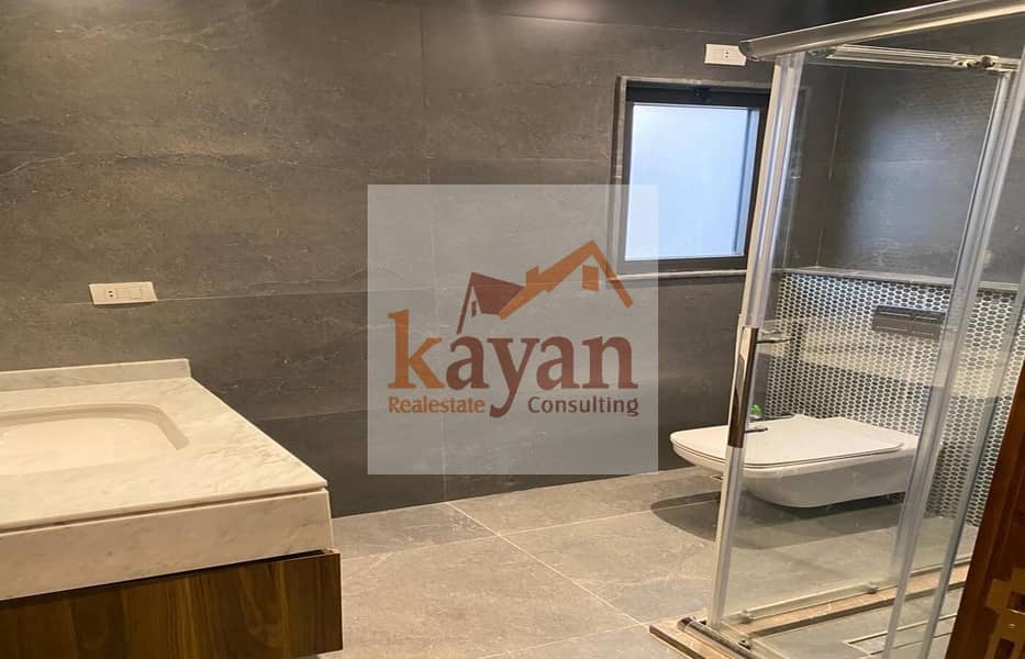 4 0b17f10f-a810-4ce9-a82d-21869f62acf0. jpg