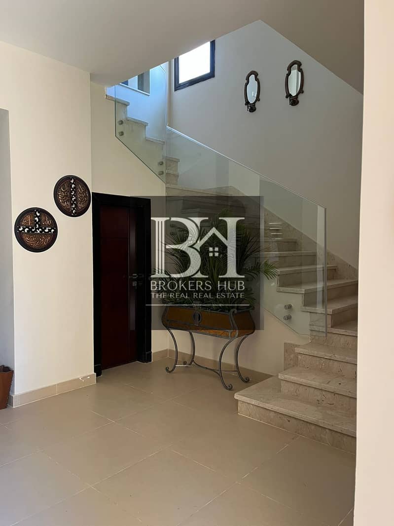 8 a38ee040-6d1d-48d0-96e9-8ea4a17cb09a. jpeg