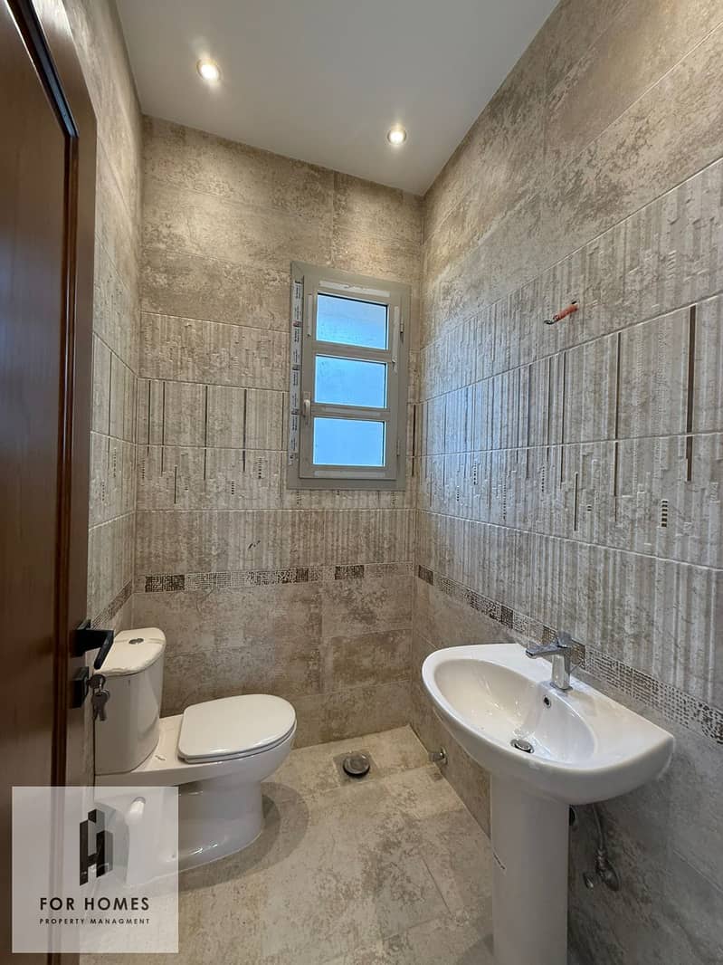 11 WhatsApp Image 2025-11-04 at 4.11. 59 PM (2). jpeg