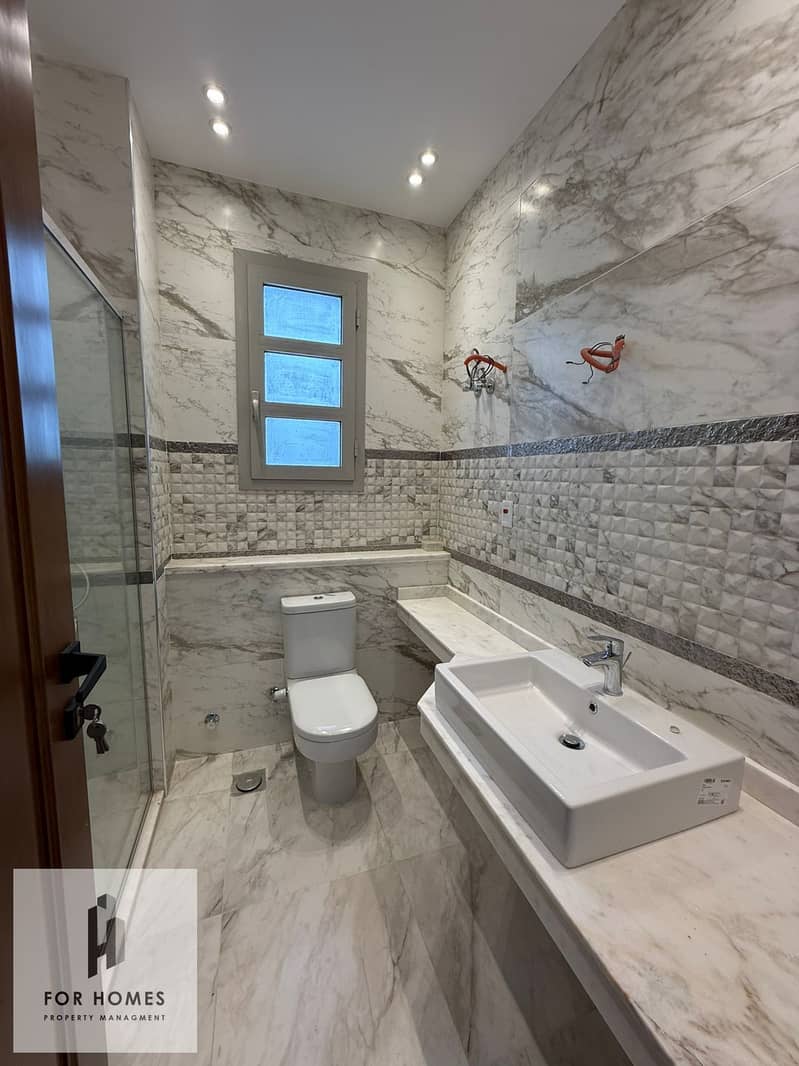 16 WhatsApp Image 2025-11-04 at 4.12. 01 PM. jpeg