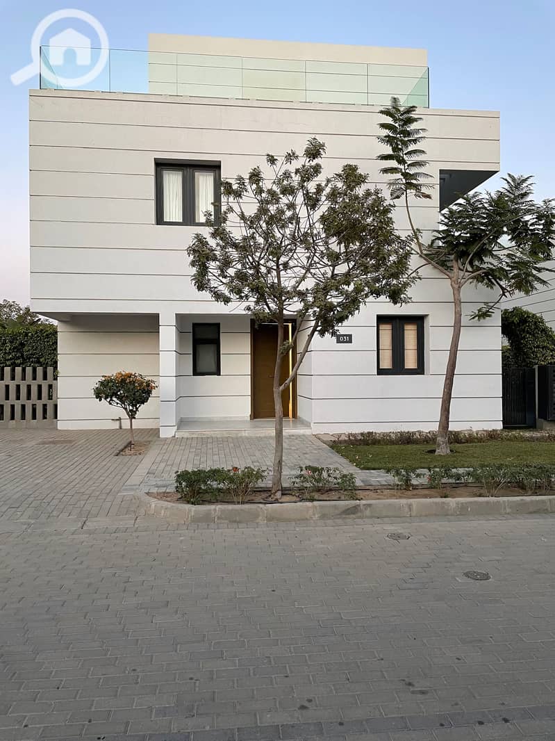 2 tempImageLTmq7O. jpg