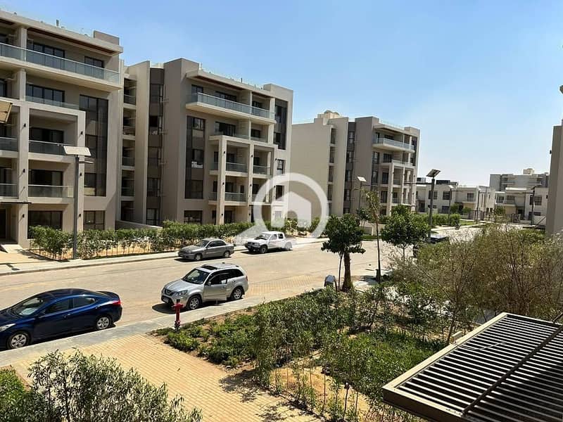 9 557944786_122263769318195779_2843402329063479618_n. jpg