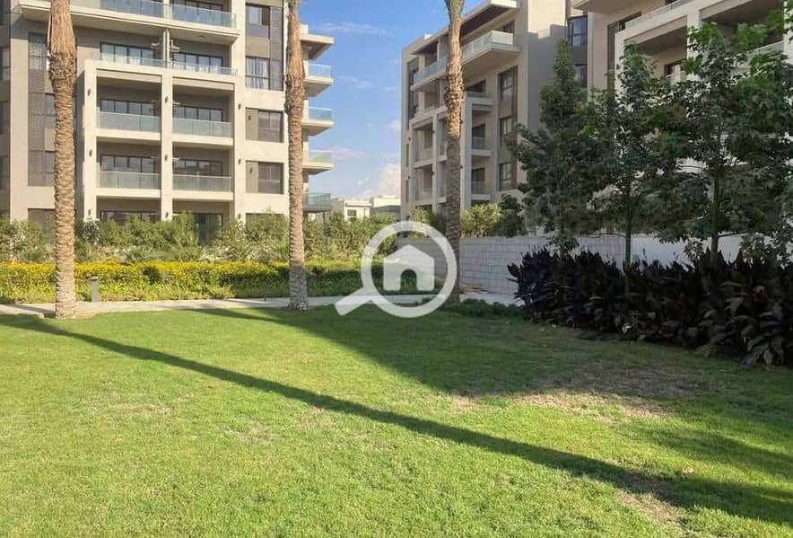 8 572897715_4324413574462441_1675021355060435203_n. jpg