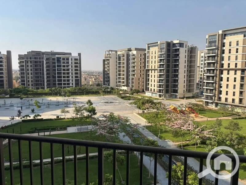 6 558213218_1346308423773024_3734678428796459230_n. jpg