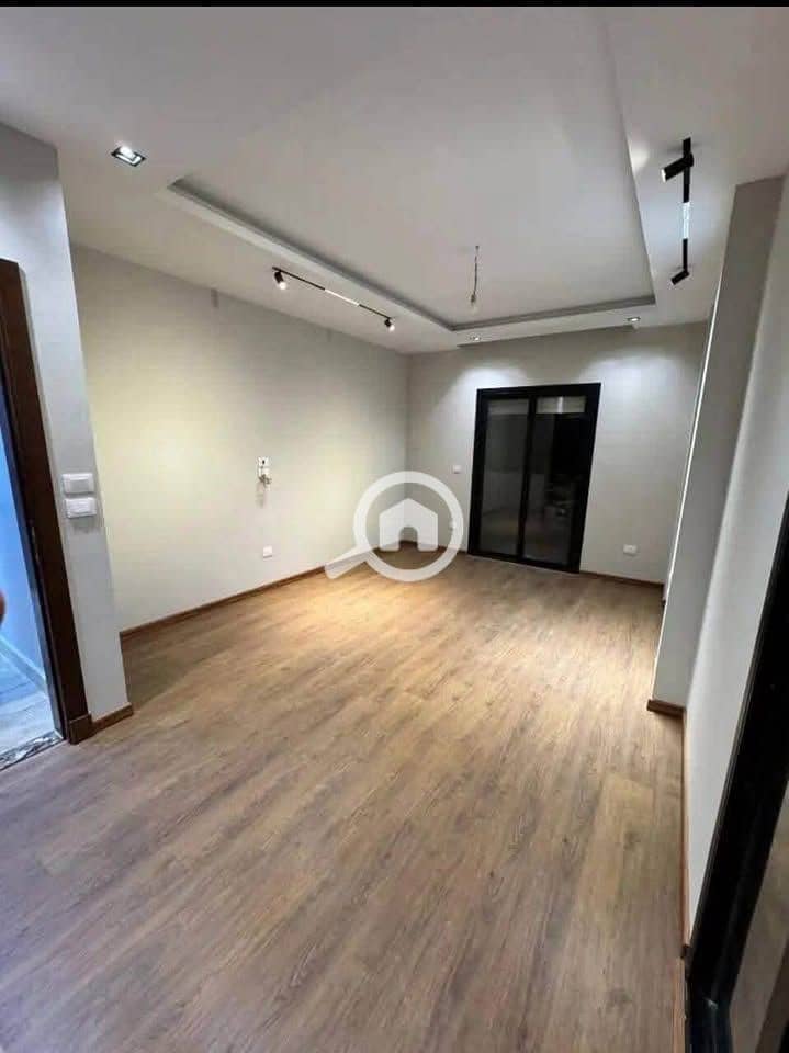 4 507330964_1886173918826513_7623504866755721931_n. jpg