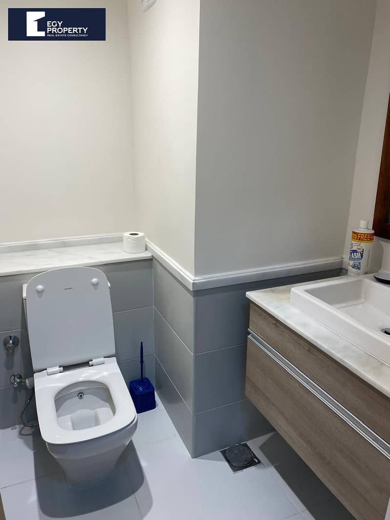 7 _files_WhatsApp Image 2024-10-20 at 9.48. 30 PM (2). jpeg