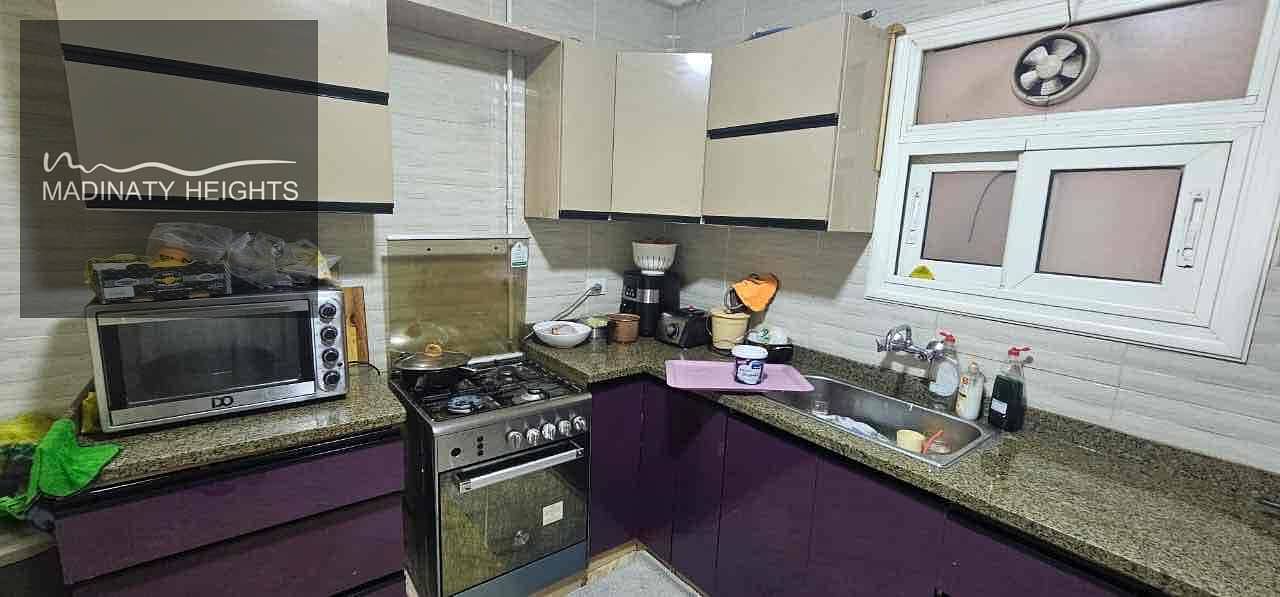 5 f5bba959-e83a-4b62-a637-34c6d77fdc6b. jpg