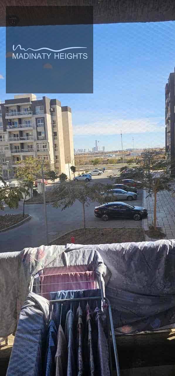 8 51a8226b-6900-4e77-a7bb-3a6e93c4ab85. jpg