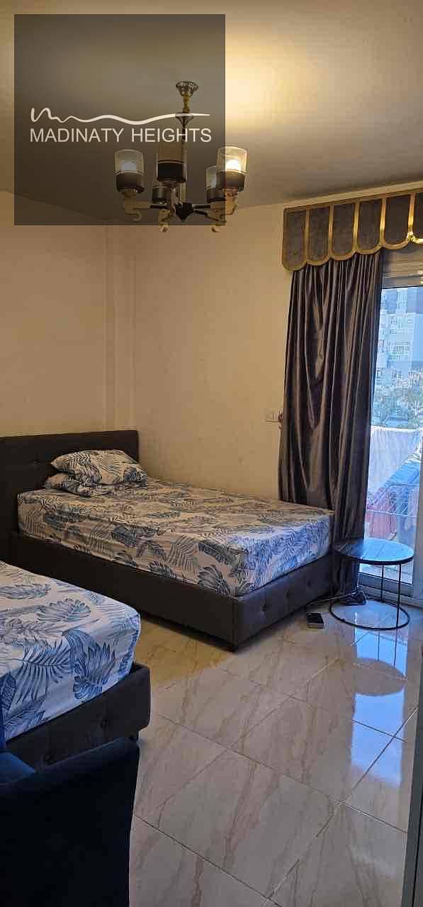 12 d918b480-4860-4dc5-960f-8e1cdeaedd60. jpg