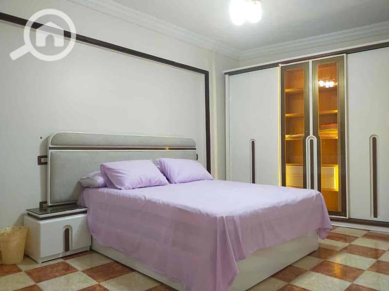 21 6c6ee612-7273-487c-99fc-49b6458bb109. jpg