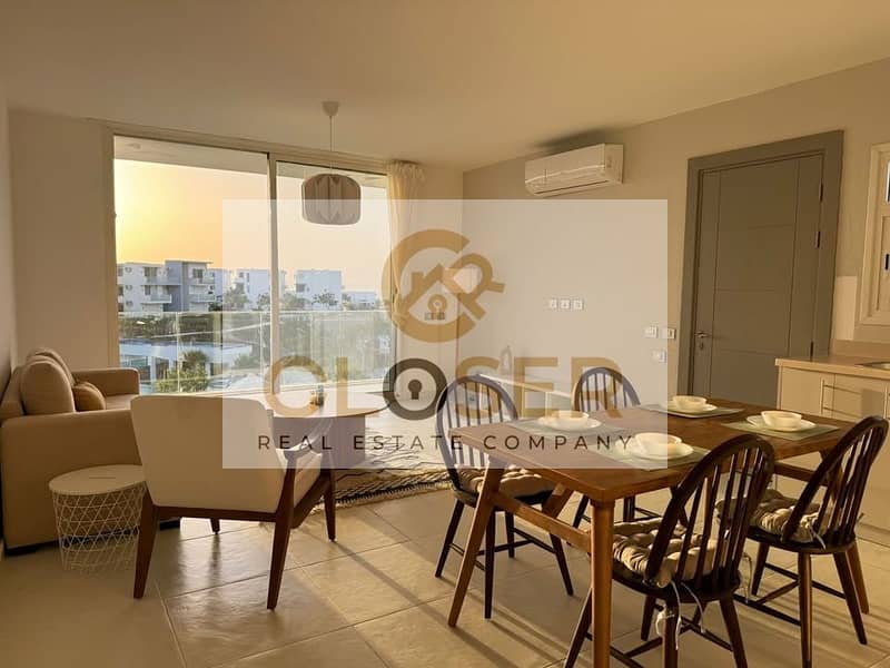 8 1d244053-f33a-4873-abaf-bc4aced3bb84. jpg