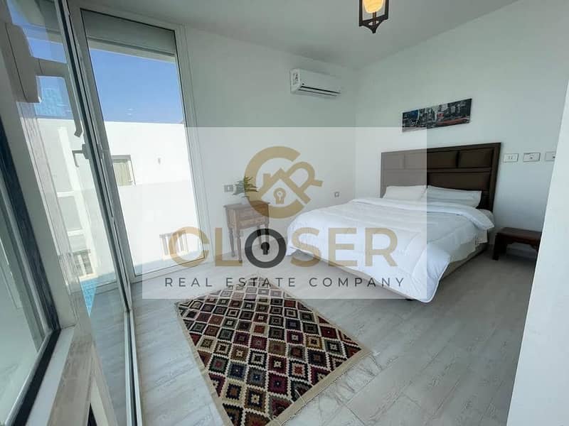 10 3aea151c-bcf6-45a9-9a0d-114a88e04aff. jpg