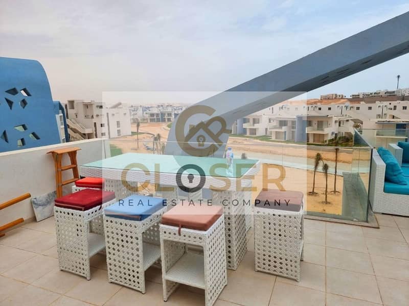 12 07d58175-0bf9-4969-9606-ce0bf9d8d409. jpg