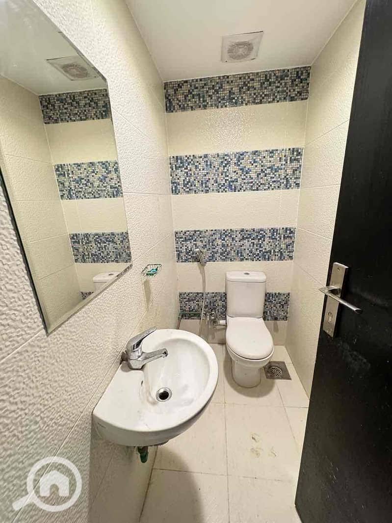 6 088ea5fe-757c-4901-9cf4-480b035a2e54. jpg