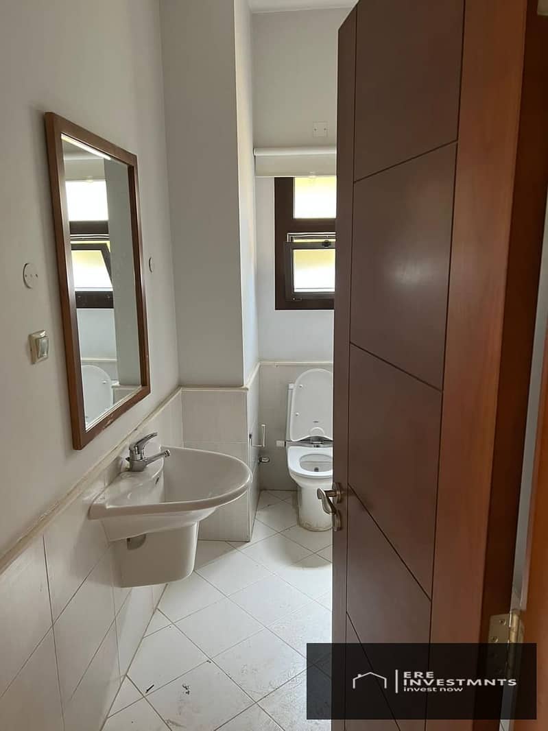 8 WhatsApp Image 2025-11-04 at 10.09. 31 PM. jpeg