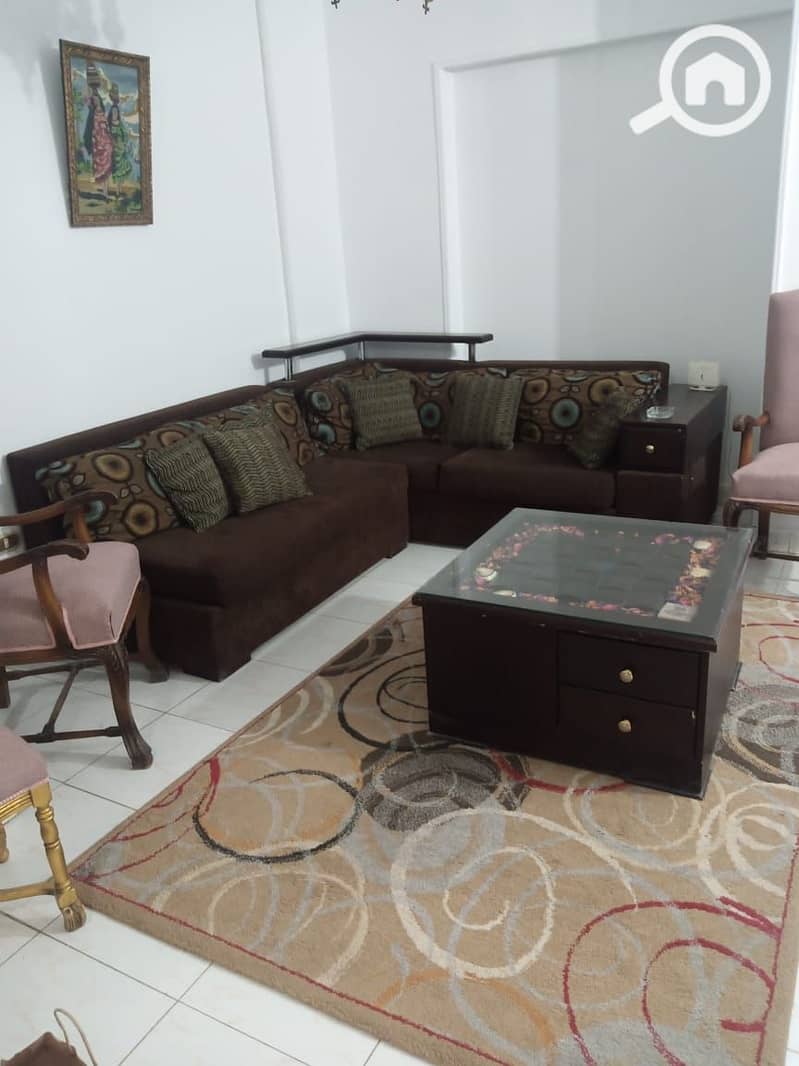 2 06c9030c-df2c-4df0-b02d-e5db4853c3692. jpg