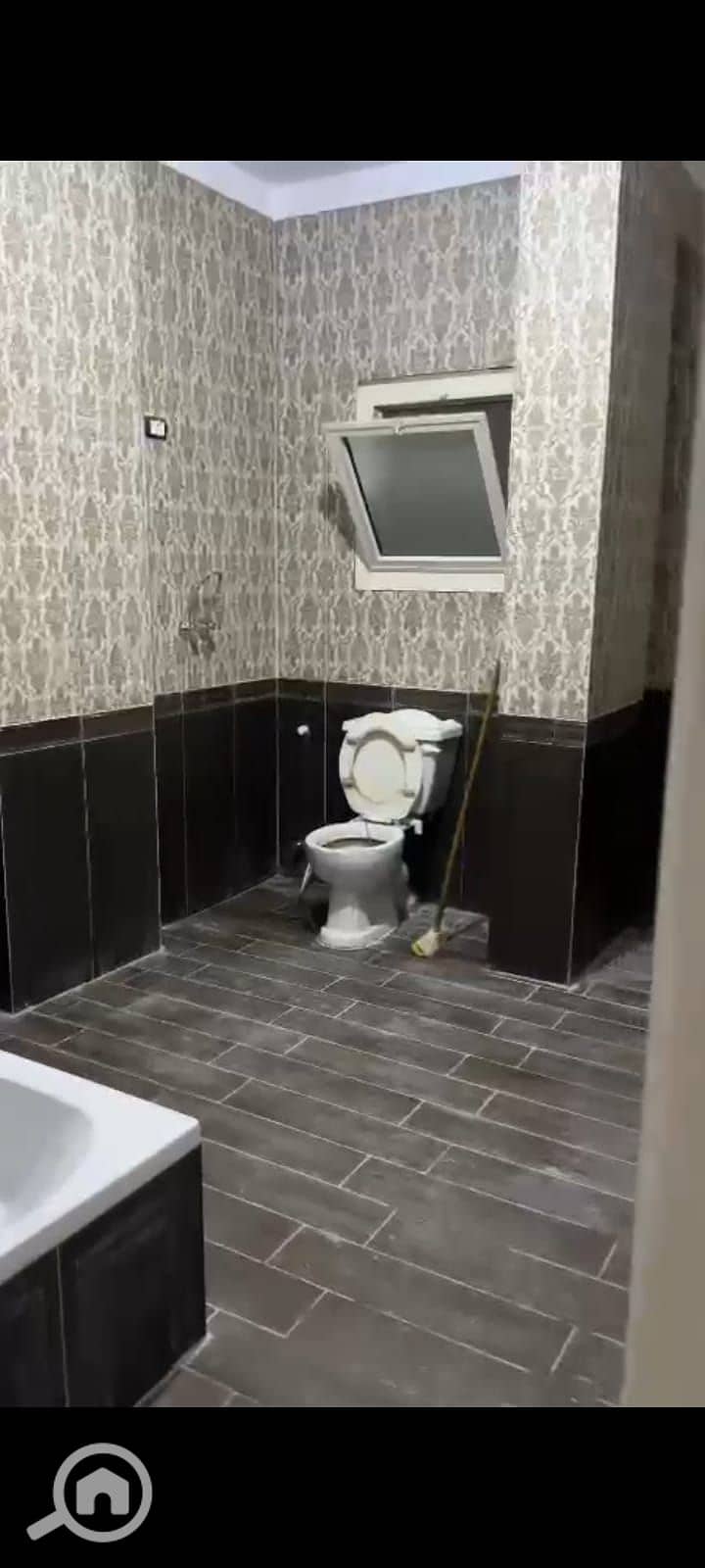 4 dc508324-8341-40d7-9977-bcb161ecddfa85. jpg