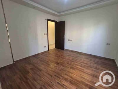 فلیٹ 3 غرف نوم للايجار في الشيخ زايد، الجيزة - 1000316350. jpg