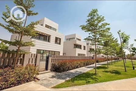 فیلا 5 غرف نوم للبيع في مدينة الشروق، القاهرة - 541664555_122147565500679249_7637302429349586311_n. jpg