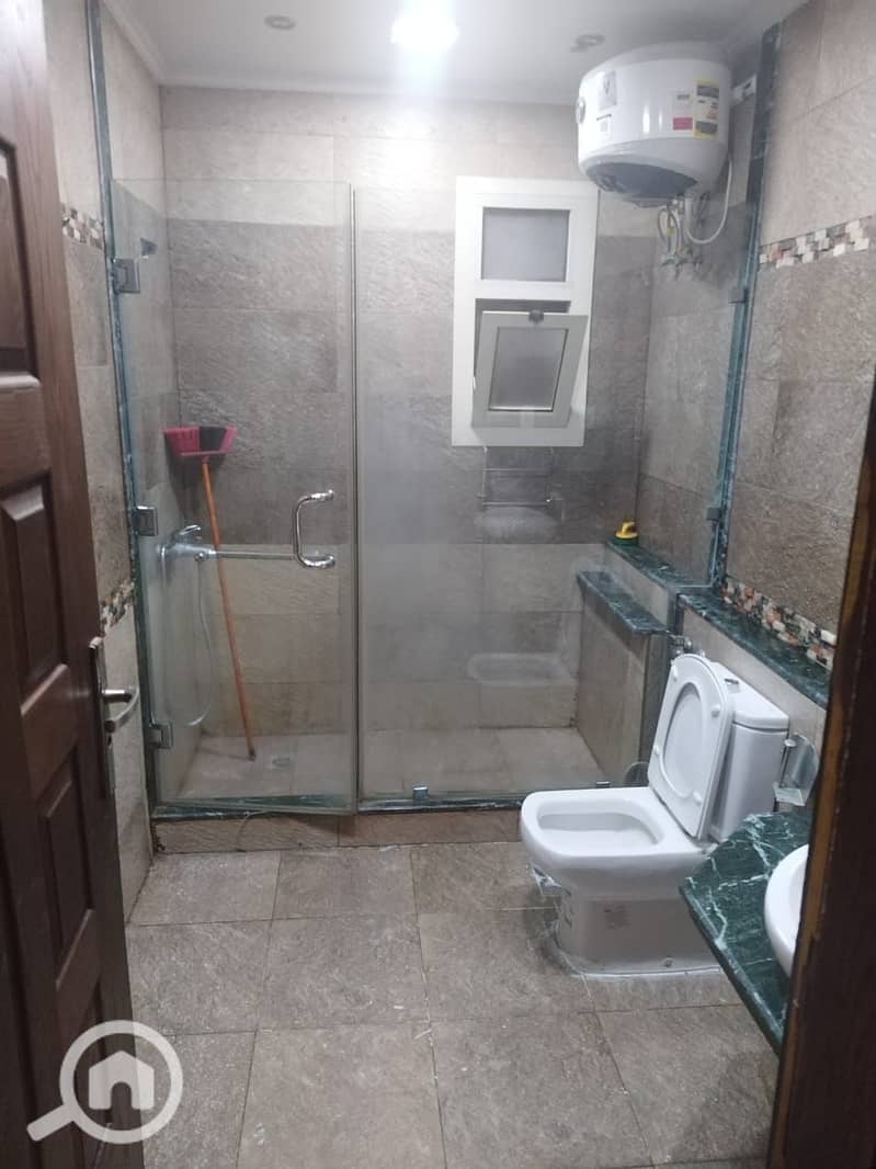 4 541dfb51-a4fc-4027-ba56-d8f091599c6a45. jpg