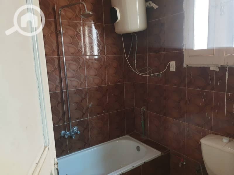 2 bb5f1e8d-f901-4930-8413-461316d3df4e87. jpg