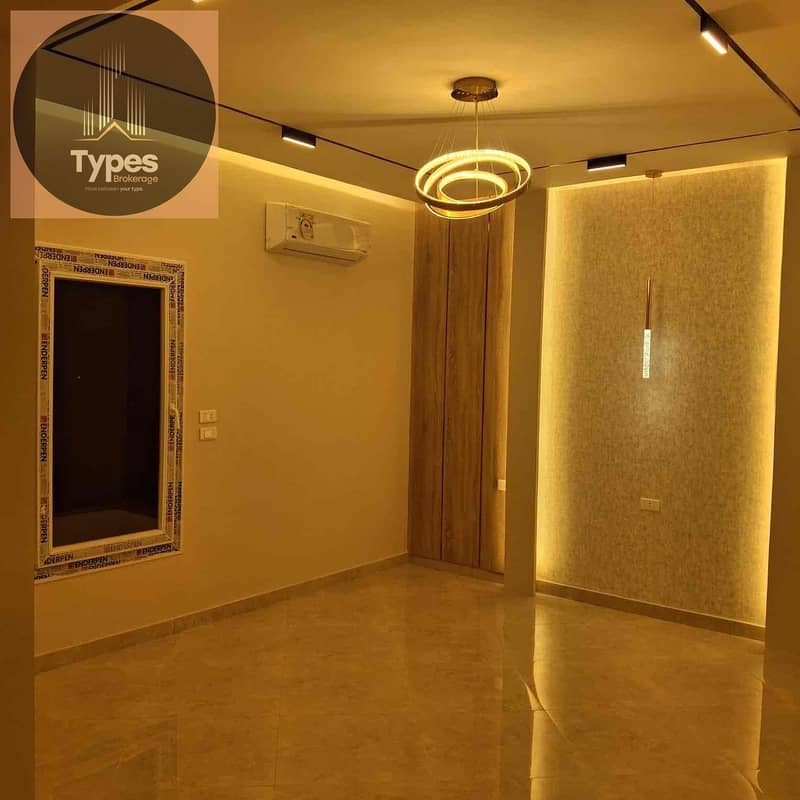 10 ca0869d2-3940-44cc-af4c-a7768c09db24. jpg