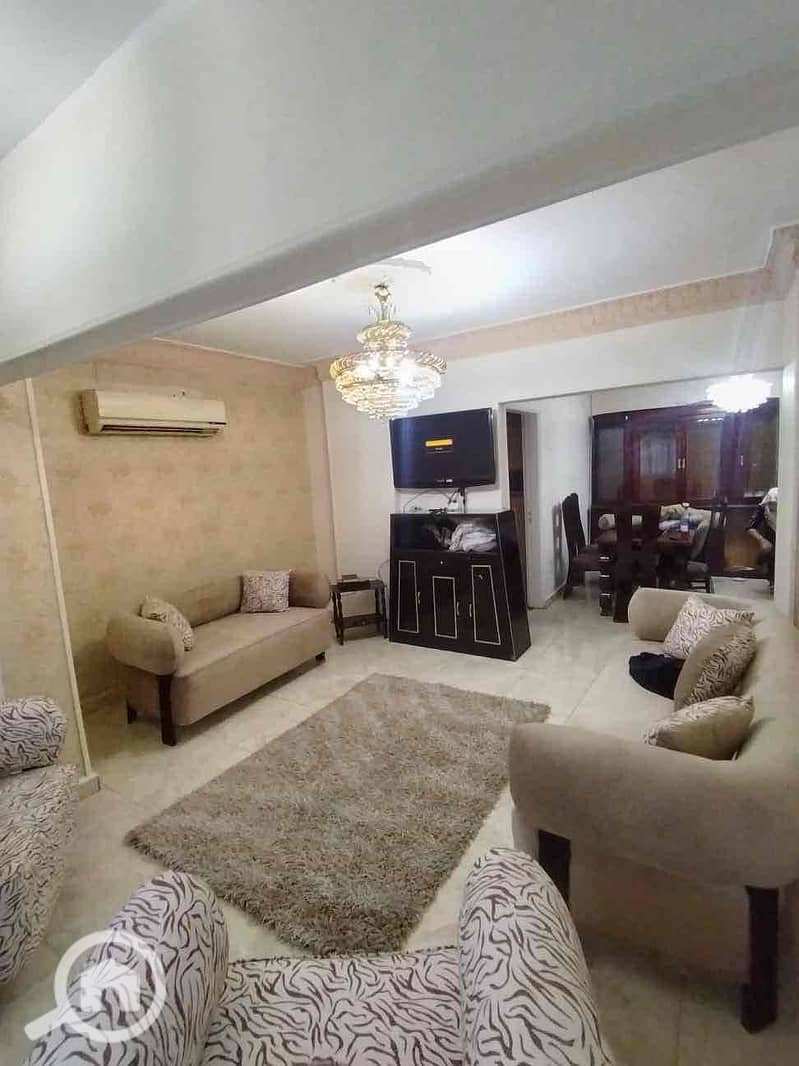 4 499c26bc-2040-40c7-9e7d-4be9acbb72db. jpg