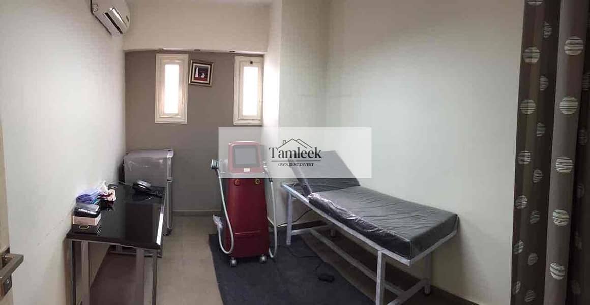 4 135050cb-7534-42c1-995b-393e9edc2936. jpg