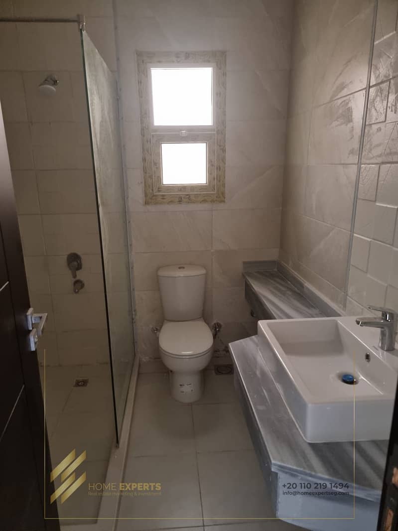 10 b7799c14-0f10-4123-a07e-2a06b478def4. jpeg