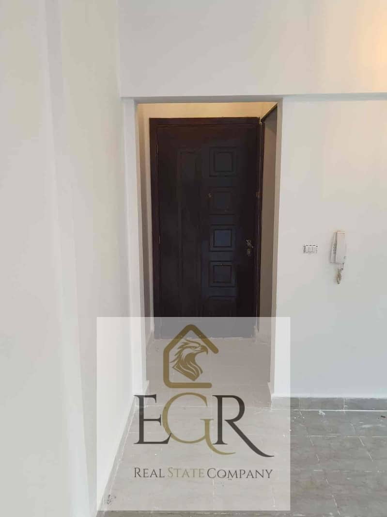 8 3ca9b86e-8b7c-4025-a06e-3494853aa2f3. jpg