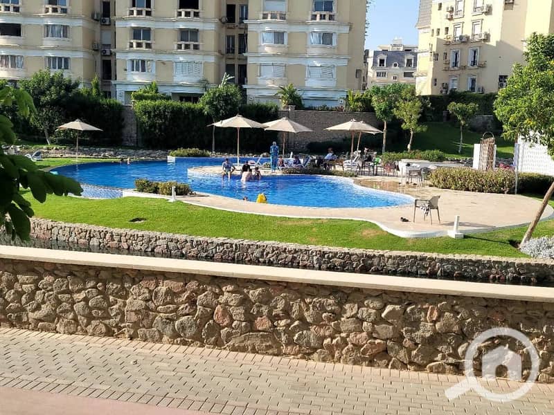 5 b2dc7416-6e67-45fb-8163-257d58f1a0c9. jpeg