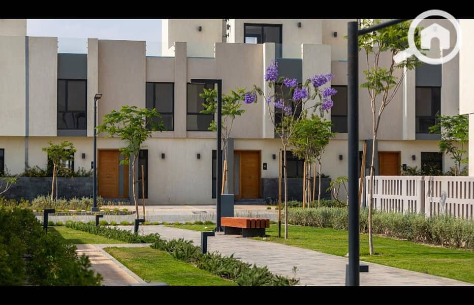 8 Untitled-2_0000_Layer-19. jpg