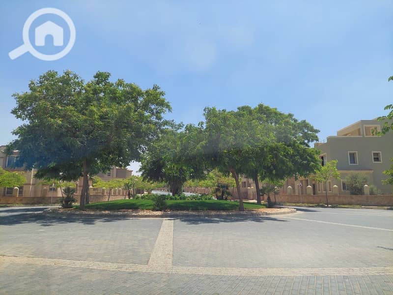 10 00ec54e7-1cfc-4bc2-b08d-5aca059bdbff. jpeg