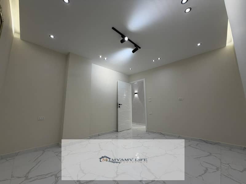 16 WhatsApp Image 2025-11-05 at 4.18. 27 PM. jpeg