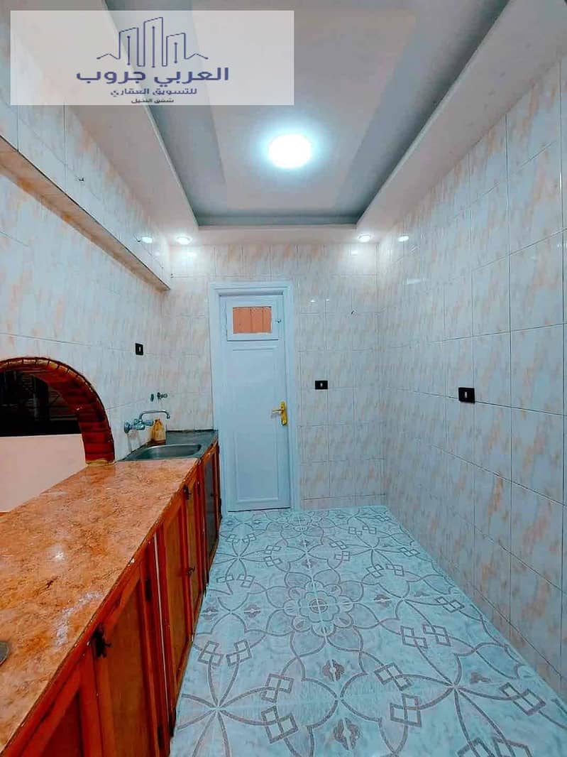 7 3e5c7b03-bbff-4b1a-b44a-a56317d6630d. jpg