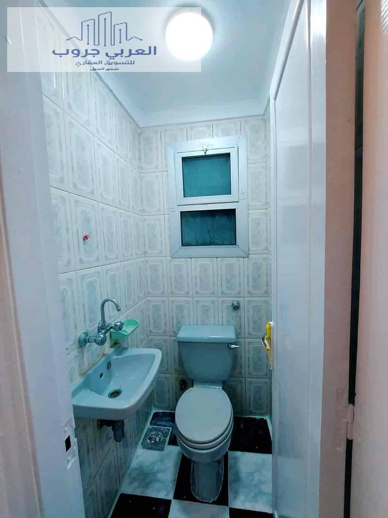 10 afcfdcd5-2cf5-46fa-9b8e-6e6da88a38c5. jpg