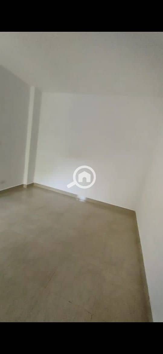 5 d6694f71-8caa-4a9b-ab6e-c1c7d46c5e36. jpg