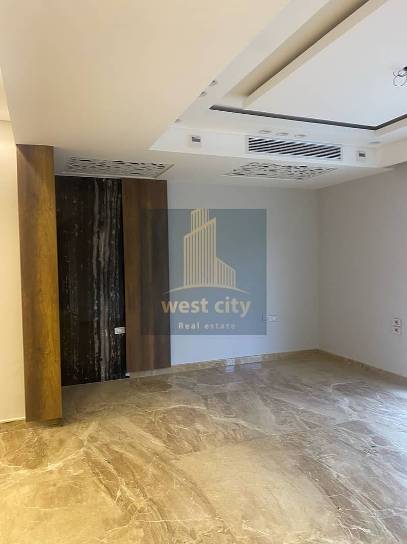 10 WhatsApp Image 2025-11-07 at 1.46. 26 PM(1). jpeg