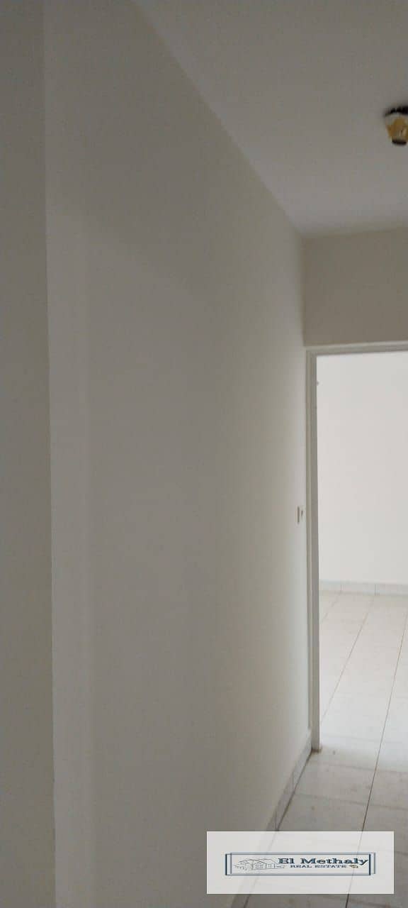 20 f1b7d2e5-03a4-4241-871d-e9e6084f019c. jpg