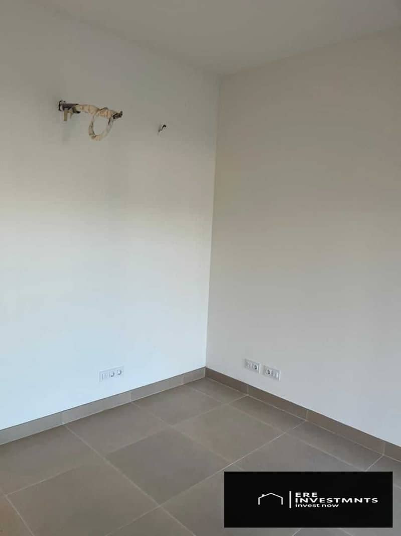 4 AlrnHFiW1Q6qpJkEtE6mjobpLP8vl9kNAOyplk6R. jpeg