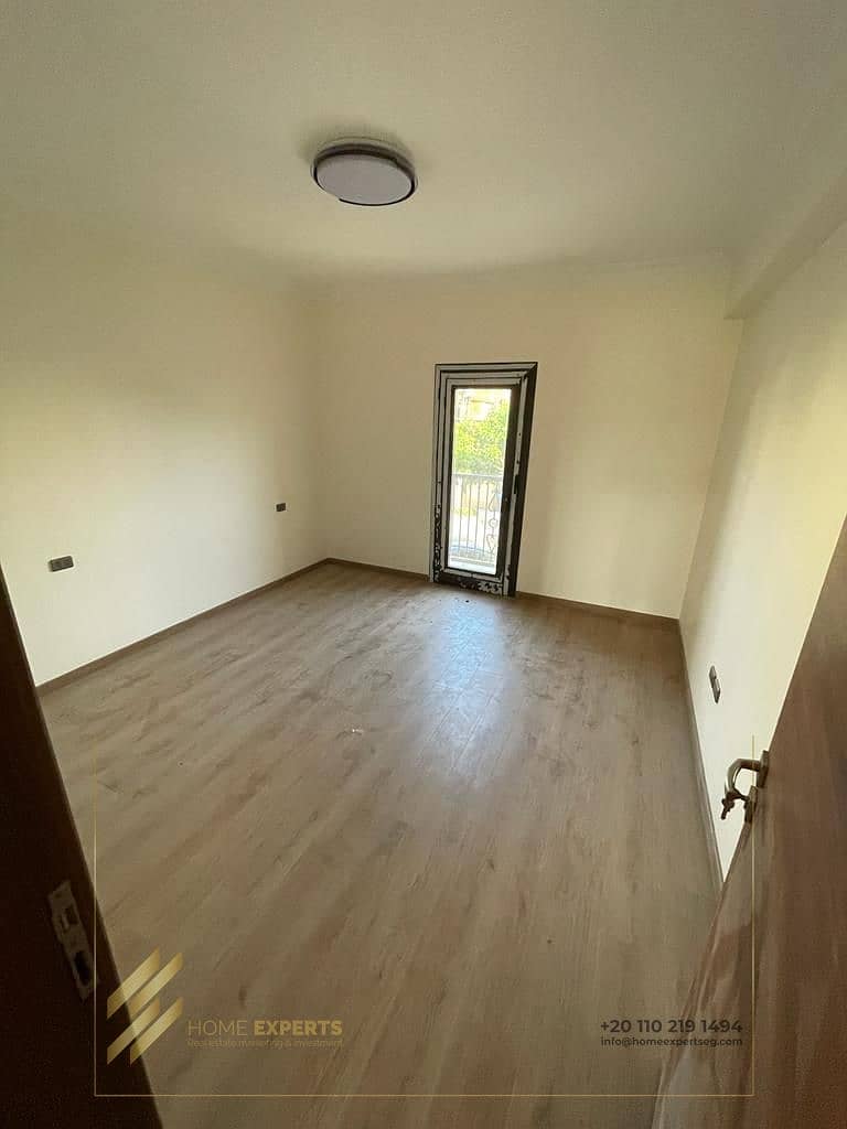 6 c30a0b97-44ee-416d-8a38-f27d0e961de2. jpg